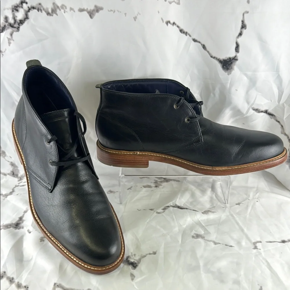 Cole Haan Leather Chukka Boots Black Stacked Wood Heel Rubber Sole Lace-Up